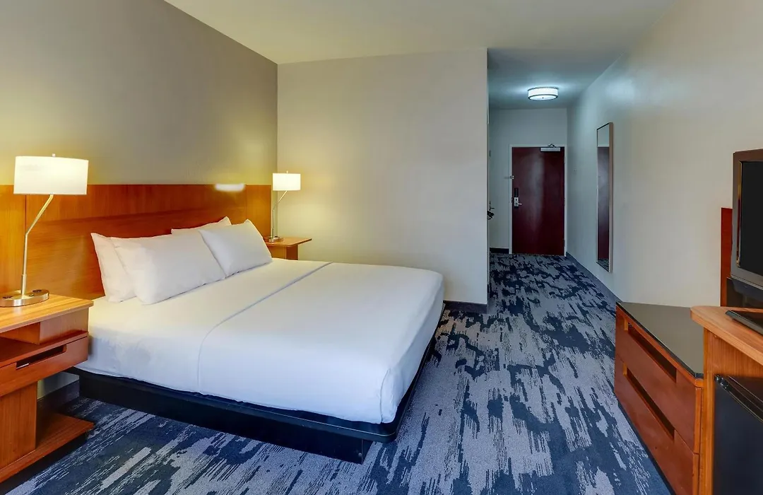 Best Western Plus Las Colinas Inn & Suites-1